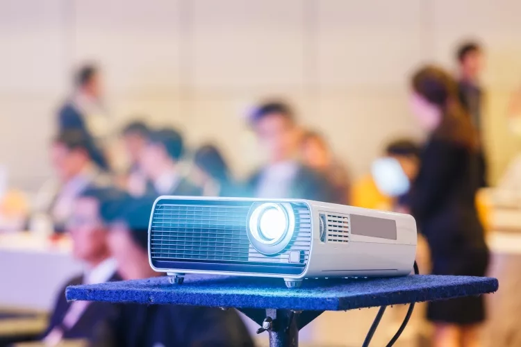 Best IPhone Projector 2023