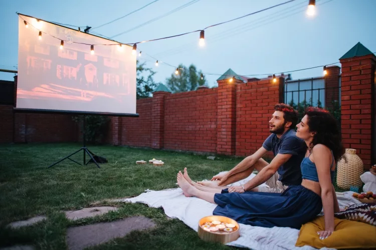 How To Make A Projector Stand