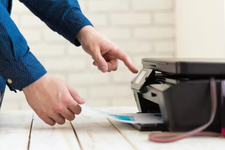 How to Use Staples Laminator